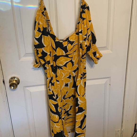 This is a HOW, WHAT, WHERE Collection. - Picture 2 of 6